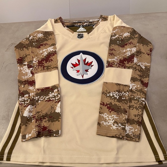 Adidas Winnipeg Jets Jersey M - Picture 2 of 6
